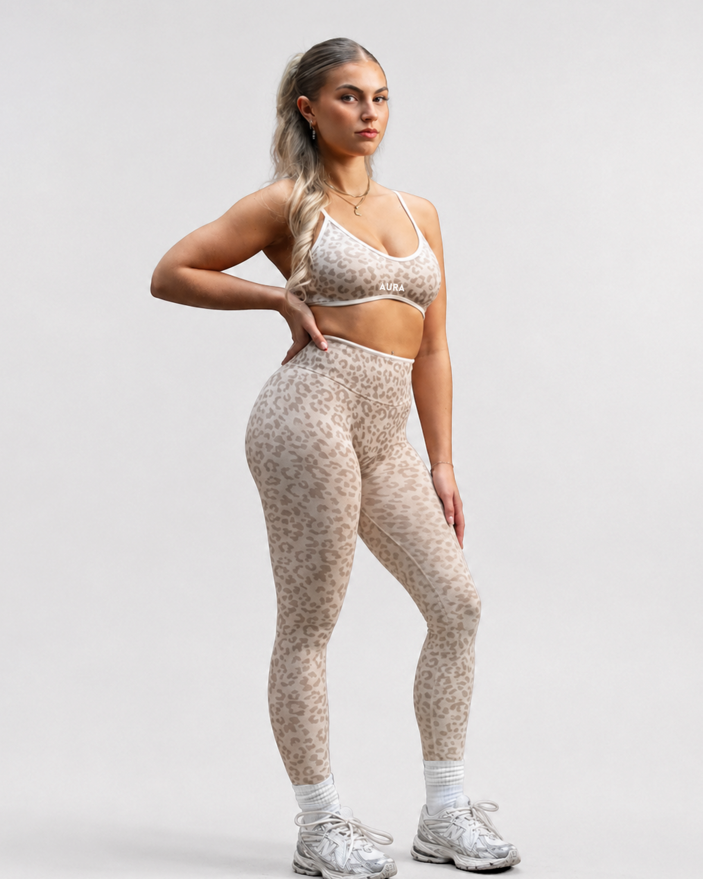 AURA LEOPARD bézs szett