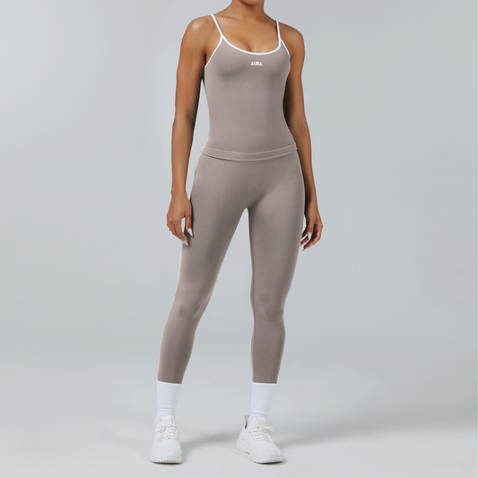 AURA LINE homokszínű top szett